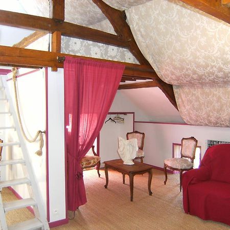 Caumont-Sur-AureLe Relais Du Mont Chauve住宿加早餐旅馆 外观 照片