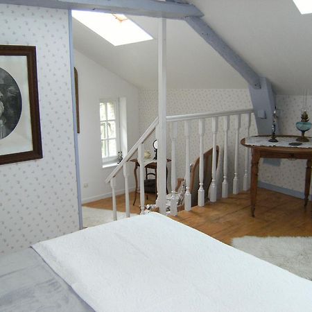 Caumont-Sur-AureLe Relais Du Mont Chauve住宿加早餐旅馆 外观 照片