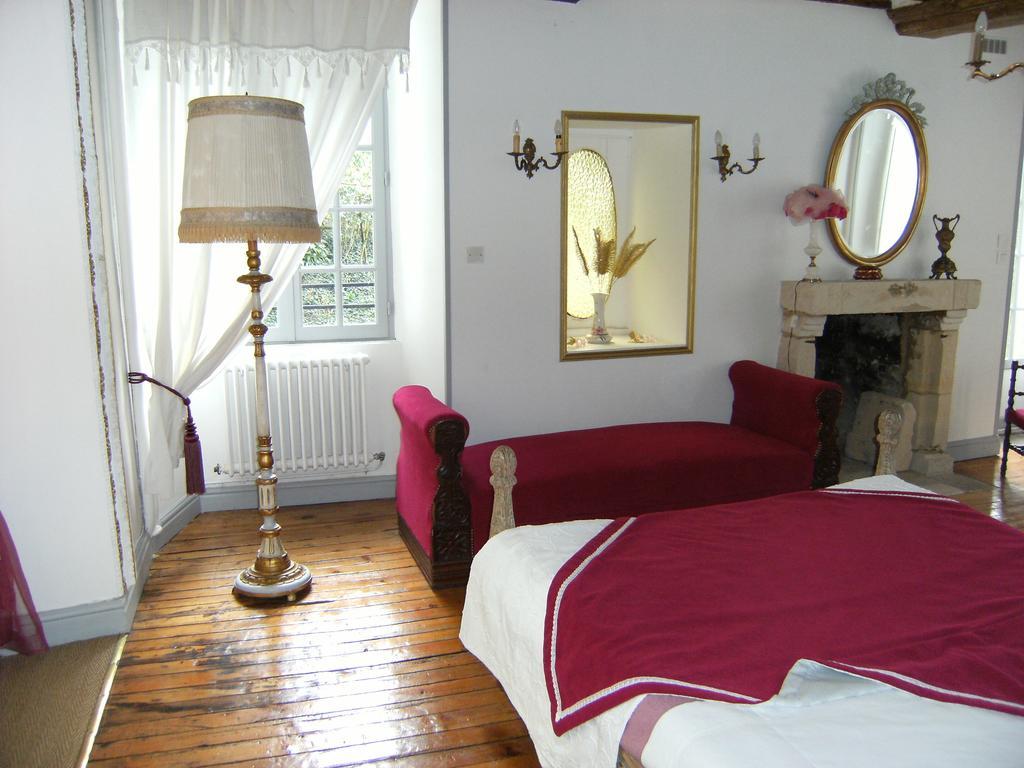 Caumont-Sur-AureLe Relais Du Mont Chauve住宿加早餐旅馆 客房 照片