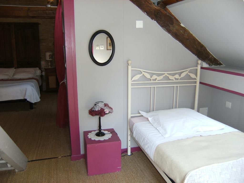 Caumont-Sur-AureLe Relais Du Mont Chauve住宿加早餐旅馆 客房 照片