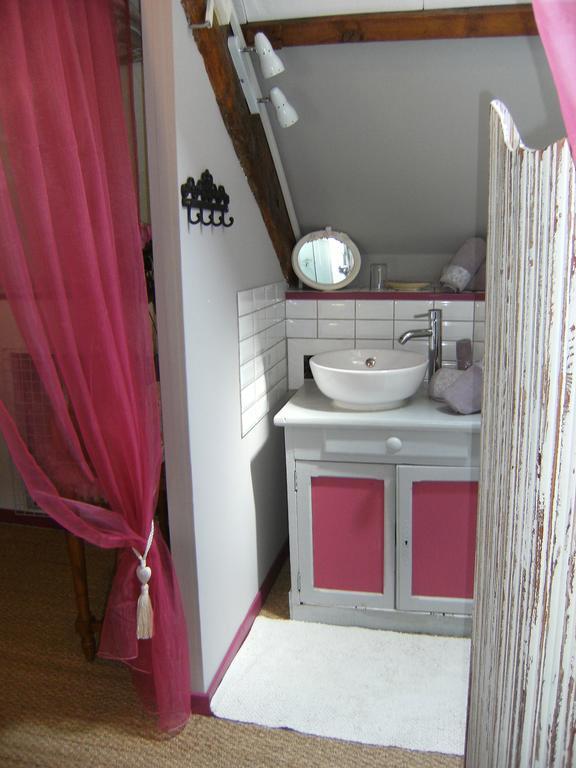 Caumont-Sur-AureLe Relais Du Mont Chauve住宿加早餐旅馆 客房 照片